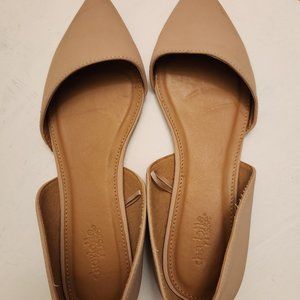 Nude flats